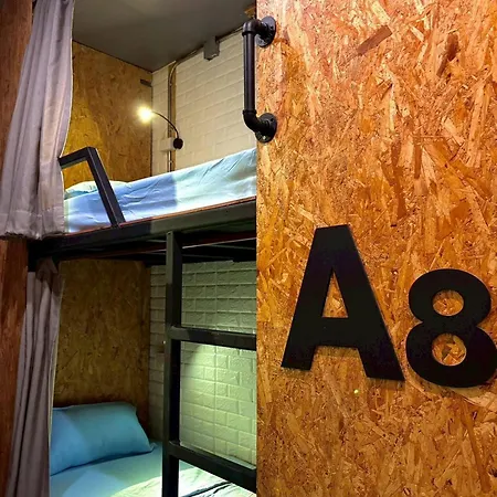 Cozy Stay In Bangkok With Local Vibes